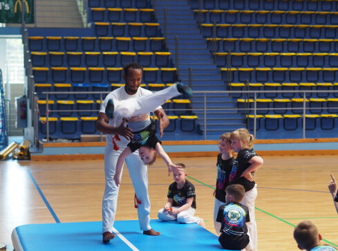 Zawody capoeira w Pile - ZDJĘCIA  - grafika
