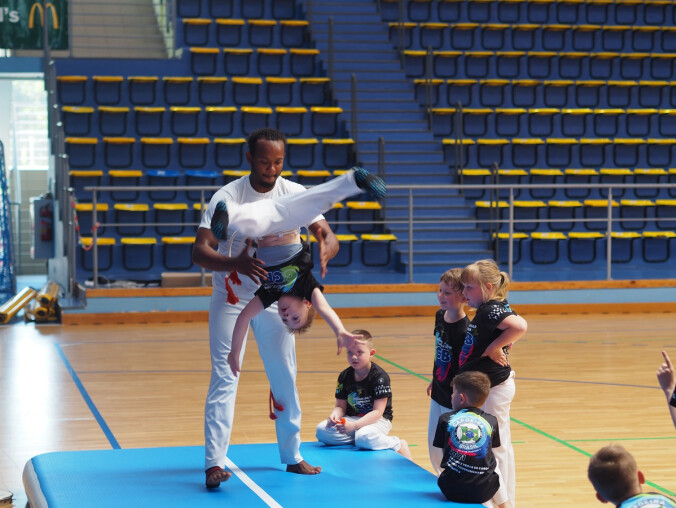 Zawody capoeira w Pile - ZDJĘCIA  - grafika