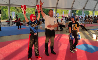 Pilscy kickboxerzy na podium 