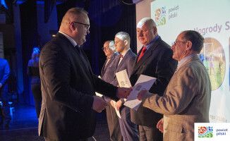 88 młodych zawodników wyróżnionych przez starostę 