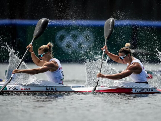 Naja z medalem. Adamek odpadła  - grafika