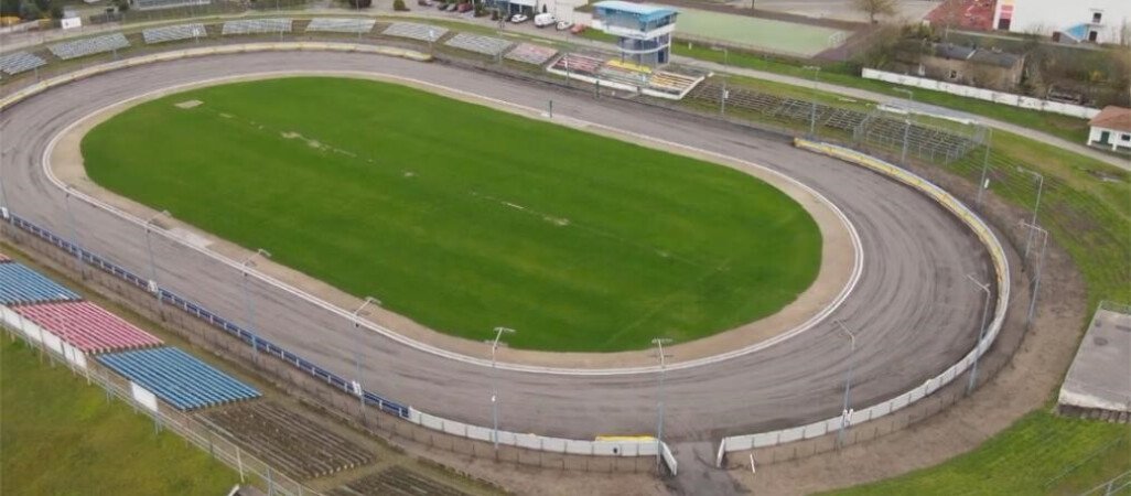 4 mln zł dołoży Piła z miejskiej kasy na remont stadionu 