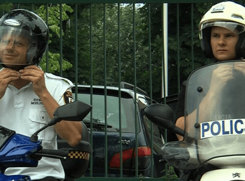Wspólne patrole policji, straży miejskiej i SOK. Apel do młodzieży - grafika