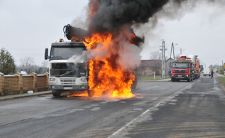 Płonęła ciężarówka