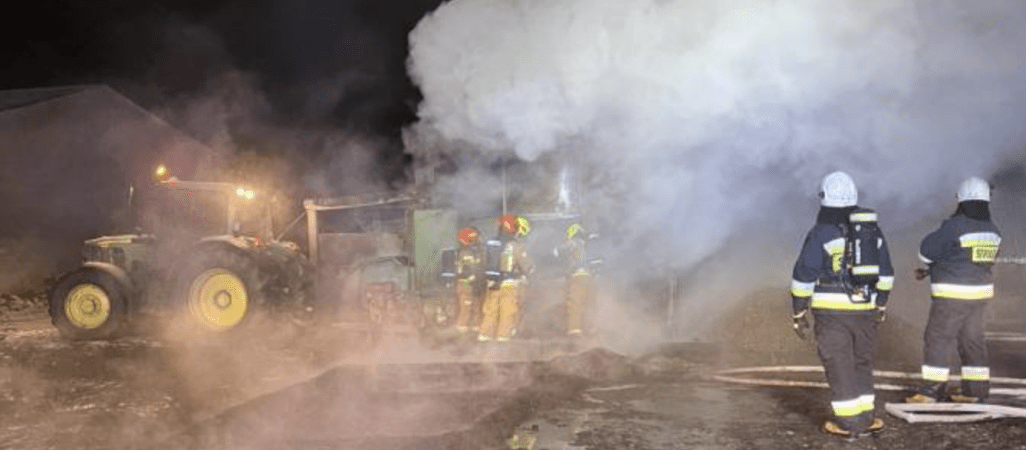 Płonie suszarnia w Czernicach