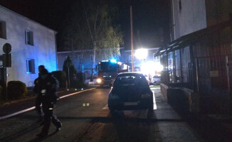 Ewakuowano mieszkańców budynku. W nocy wybuchł pożar 