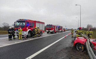 Rozbite Ferrari za 1,5 mln zł na obwodnicy Wyrzyska 