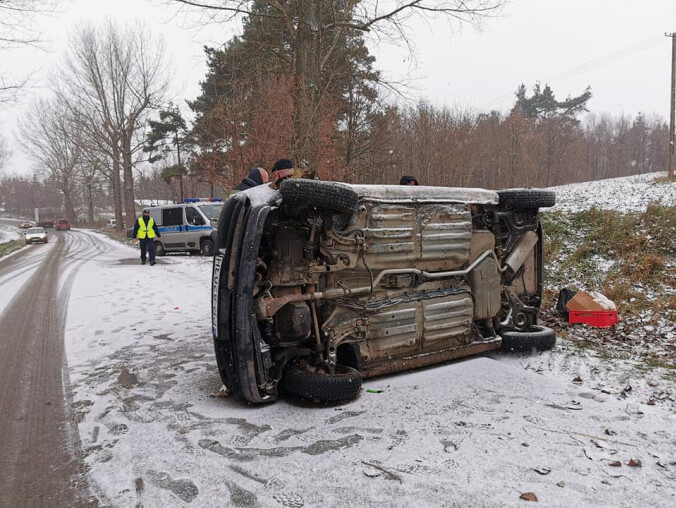 Seria drogowych wypadków - grafika