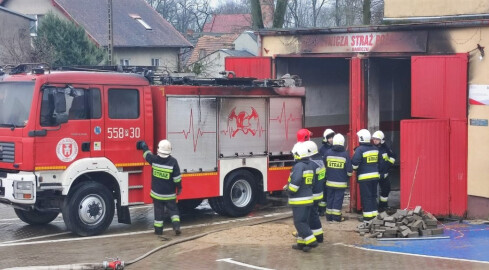 Rządowa pomoc dla strażaków z Bądecza - grafika