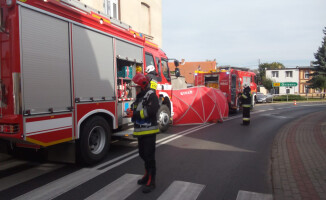 Pożar kamienicy. Zginął około 70-letni mężczyzna 