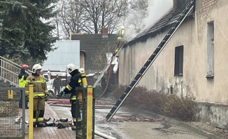 Pożar przy przedszkolu.  Dzieci ewakuowane