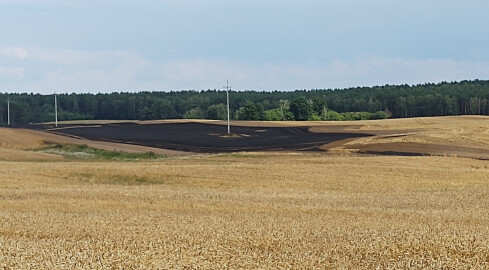 Spłonęło 8 hektarów pól pod Starą Łubianką  - grafika