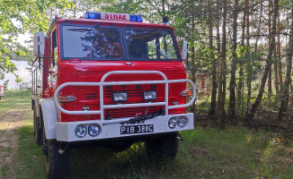 Ciało mężczyzny wyciągnęli z jeziora strażacy 