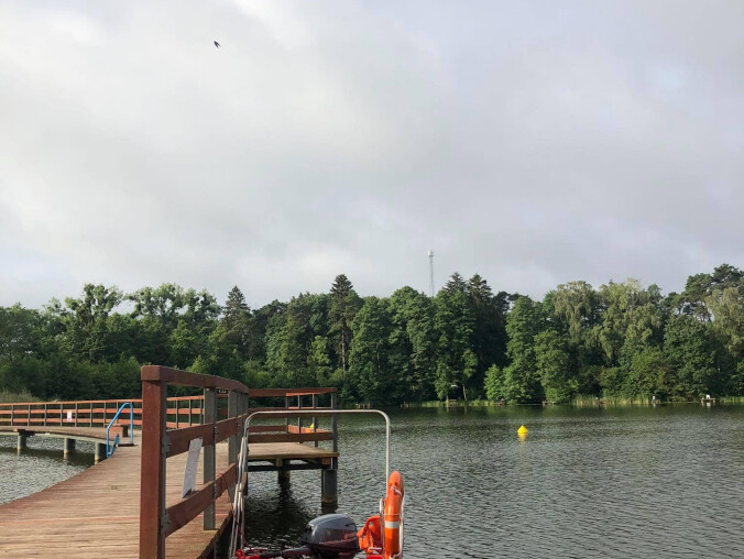 Ciało wyłowione z jeziora w Szamocinie - grafika