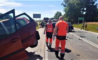 6 rannych, w tym troje dzieci w zderzeniu czterech samochodów 