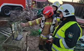 Ogromny pożar zakładu produkcyjnego