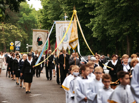 Jak mają w tym roku wyglądać procesje?  - grafika