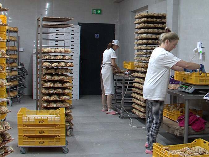 Rogale świętomarcińskie - cukiernie pracują pełną parą - grafika