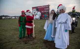 Wędrujący Mikołaj jeździł po Pile - ZDJĘCIA 