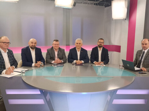 Emocjonująca debata z udziałem kandydatów do Rady Powiatu w Pile - grafika
