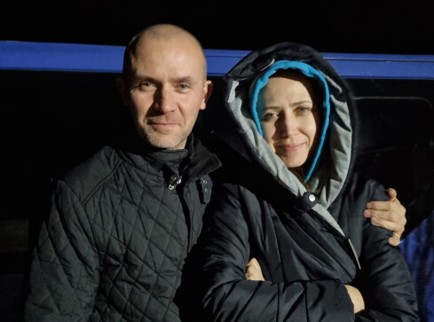 Przywieźli z granicy dwie kobiety i czworo dzieci. Jak tam jest?  - grafika