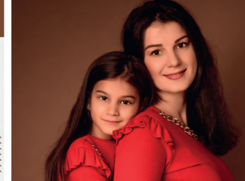 Kalendarze charytatywne. Tak wyglądają uchodźcy wojenni  - grafika