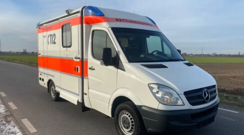 Pilanie zbierają na karetkę dla Ukrainy  - grafika