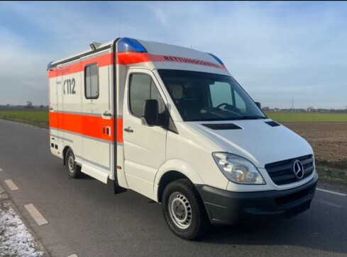 Pilanie zbierają na karetkę dla Ukrainy  - grafika