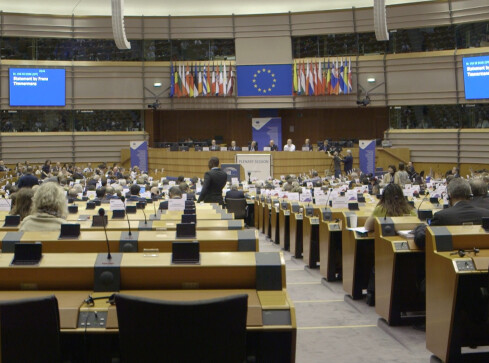 Komisja Europejska uwolniła pieniądze z KPO dla Polski - grafika