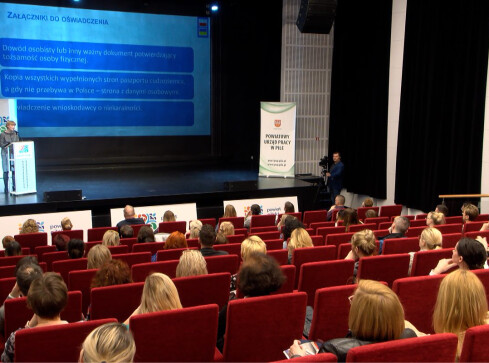 Urząd Pracy w Pile rejestruje Ukraińców [UKR] - grafika