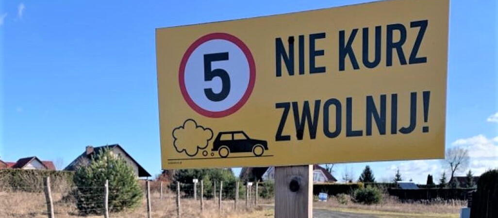 Nowy znak ostrzegawczy w Jeziorkach pod Piłą 