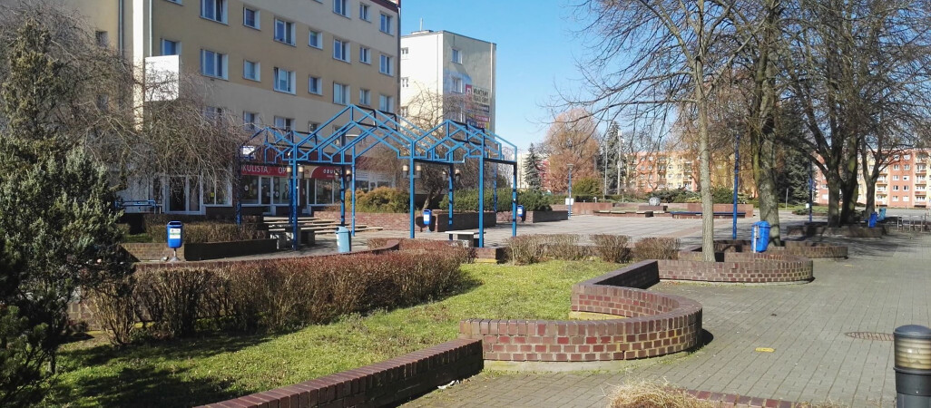 Stan zagrożenia epidemicznego. Wyludnione ulice w Pile 
