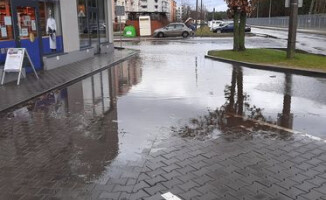 Zalany Jadwiżyn w Pile - ZDJĘCIA 