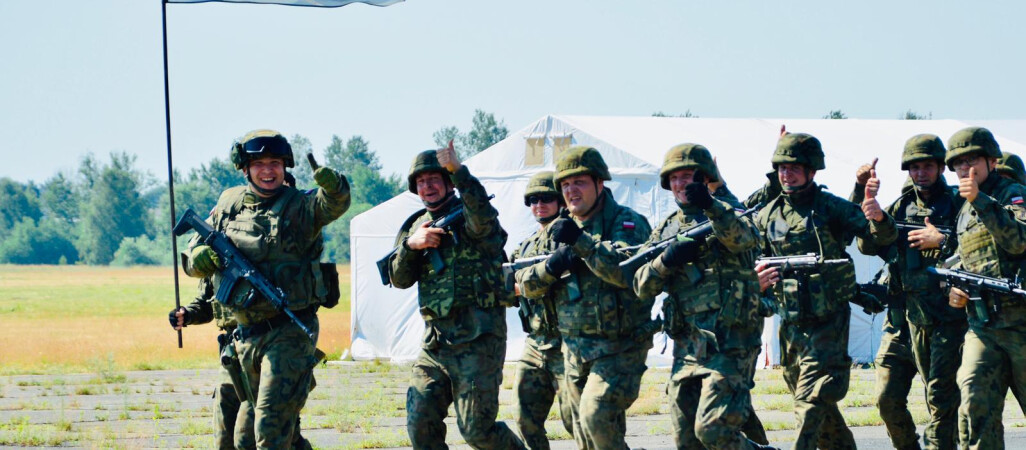 Bieg po zdrowie Ani. Akcja terytorialsów na pilskim lotnisku