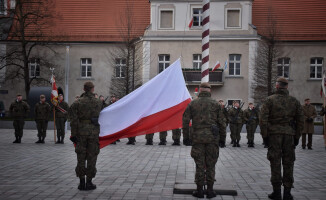 6 lat wielkopolskiej "12" i proporzec dla pilskich terytorialsów 