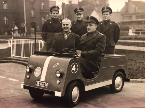 Kolejny trenażer trafił do muzeum. To unikat - ZDJĘCIA  - grafika