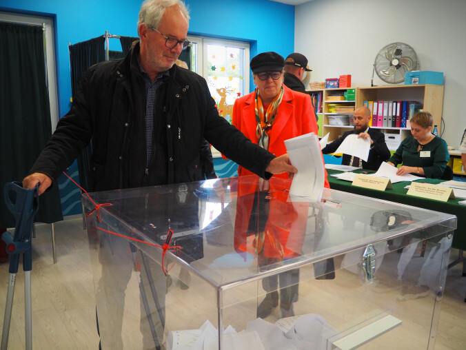 Padł frekwencyjny rekord. 74 proc. wyborców poszło do urn  - grafika