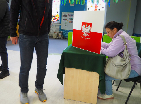 Kto lepszy w pojedynku na frekwencję? - grafika