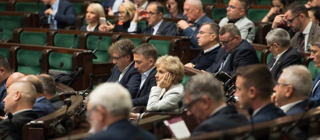 Nowi posłowie poznają Sejm. Już wiedzą, ile będą zarabiali