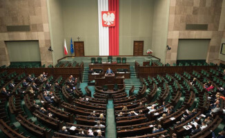 Nowi posłowie poznają Sejm. Już wiedzą, ile będą zarabiali