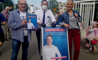 Prezydent Piły zbiera podpisy dla Rafała Trzaskowskiego