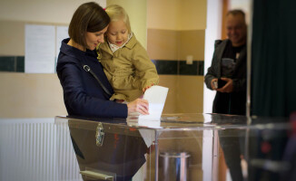 Trwają wybory parlamentarne. PKW podała pierwsze dane o frekwencji [GALERIA]