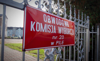 Trwają wybory parlamentarne. PKW podała pierwsze dane o frekwencji [GALERIA]