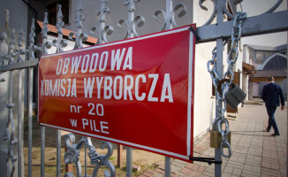 Trwają wybory parlamentarne. PKW podała pierwsze dane o frekwencji [GALERIA]