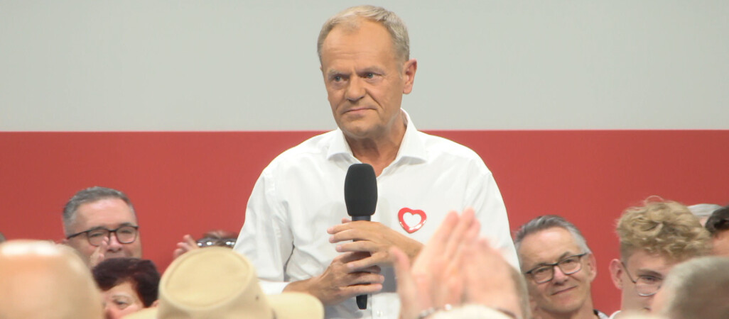 Donald Tusk wygrał z Bezpartyjnymi Samorządowcami