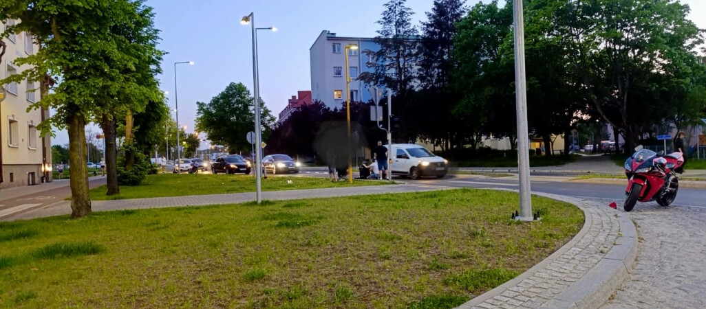 Poślizg zakończył się wypadkiem