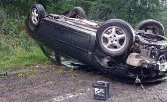 Auto dachowało na trasie Jastrowie-Wałcz. Nie żyje jedna osoba