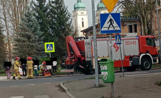 Dwa auta zderzyły się na Sikorskiego i Okrzei 