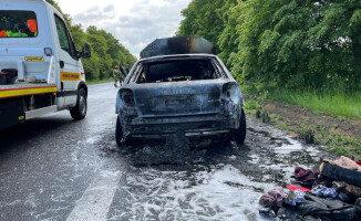 Audi A3 spłonęło doszczętnie na DK11 