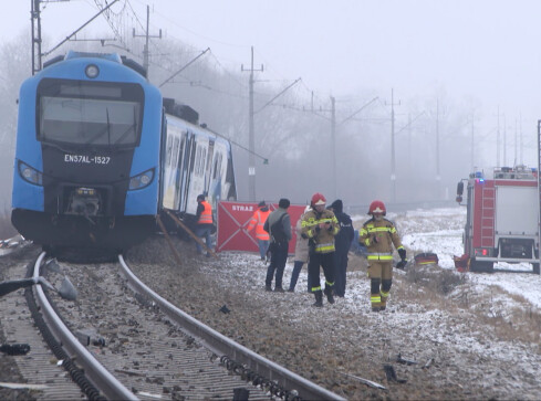 Rozpoczął się proces kierowcy. 25-latek doprowadził do katastrofy  - grafika